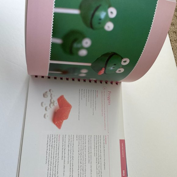 😋3 for $20 All Cookbooks😋Cake Pops by Bakerella Cook Book - like new - Picture 4 of 6